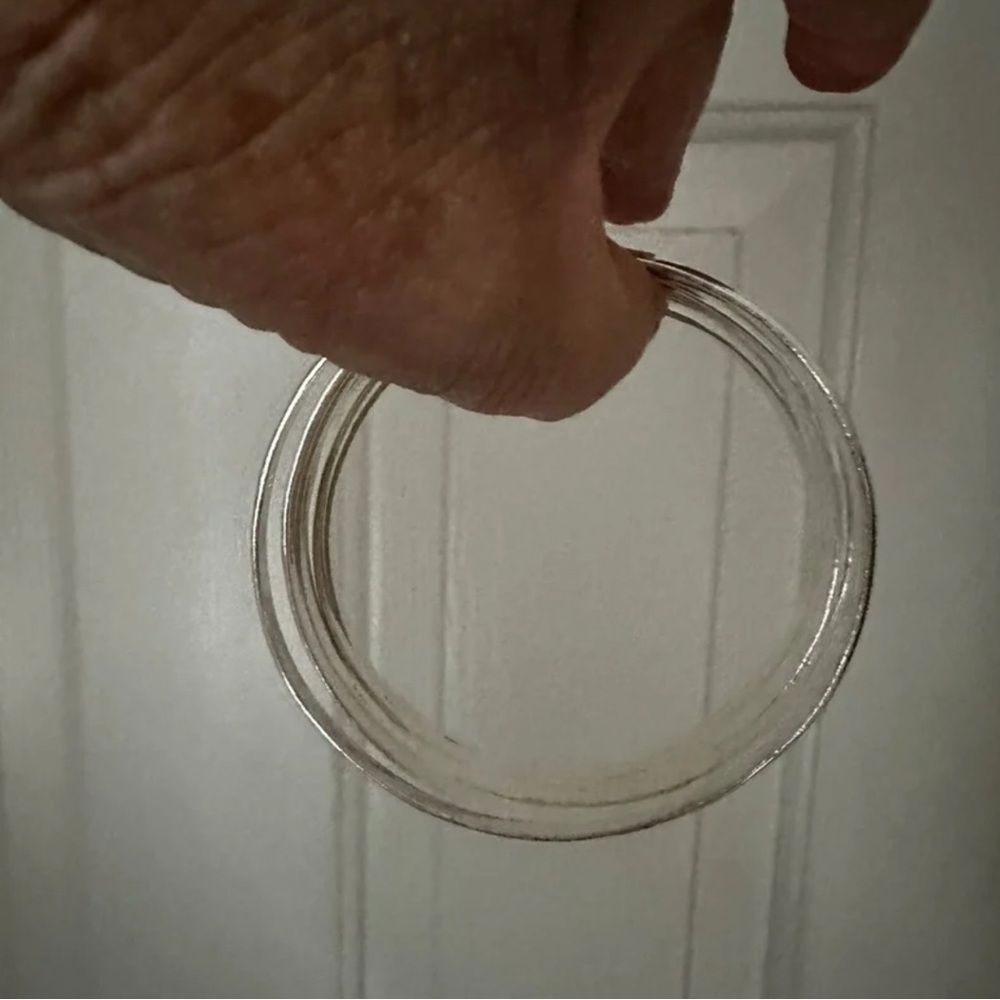 7 STERLING SILVER CHUNKY BANGLES! - Picture 11 of 11